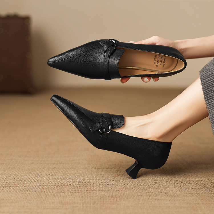 2026 Spring Sheepskin Pointed Toe Mid Heel Pumps