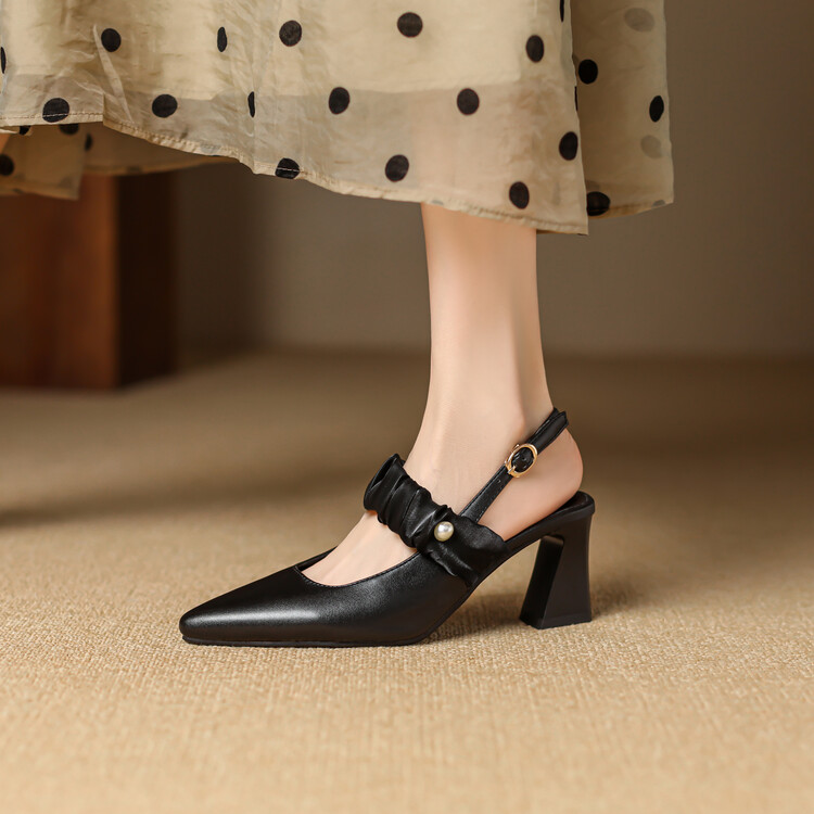Elegant Closed Toe High Heel Sandals with Chunky Heel and Ankle Strap