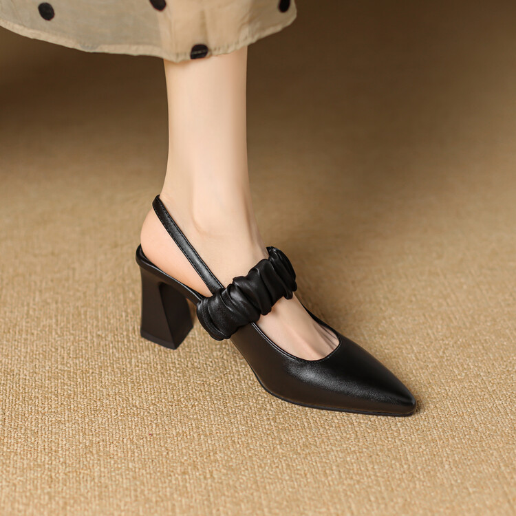 Elegant Closed Toe High Heel Sandals with Chunky Heel and Ankle Strap