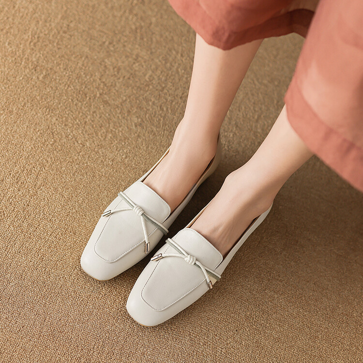 Fashion Flat Shoes for Women - Square Toe Slip-On