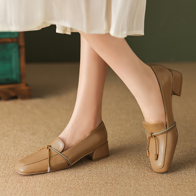 Fashion Flat Shoes for Women - Square Toe Slip-On