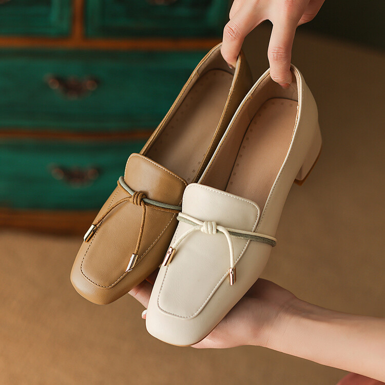 Fashion Flat Shoes for Women - Square Toe Slip-On