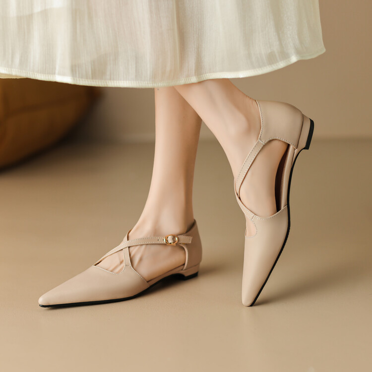 sweet-closed-toe-wedge-sandals-with-buckle-and-ankle-strap_1 Sweet Closed Toe Wedge Sandals with Buckle and Ankle Strap