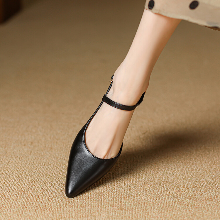 Women's Closed Toe Block Heel Sandals - Commuter Style Summer 2024