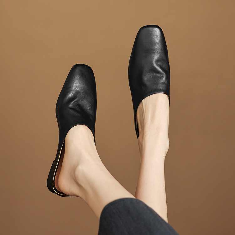 Women's Closed Toe Chunky Heel Slippers - Style a.html