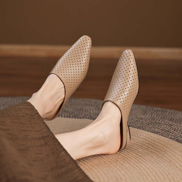 Women's Closed Toe Chunky Heel Slippers with Pigskin Lining