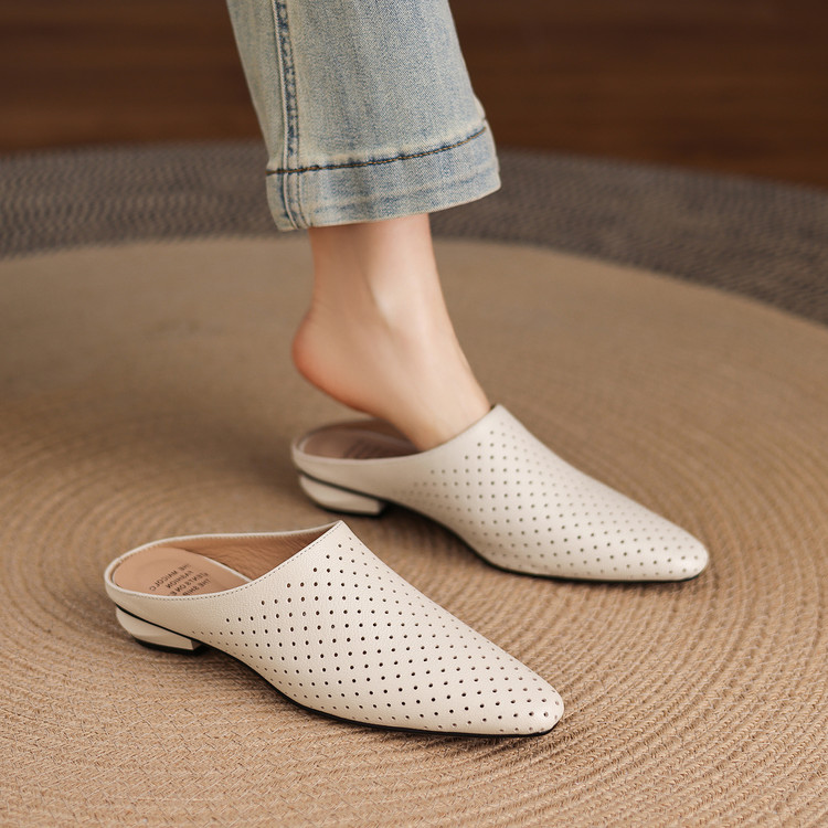 Women's Closed Toe Chunky Heel Slippers with Pigskin Lining