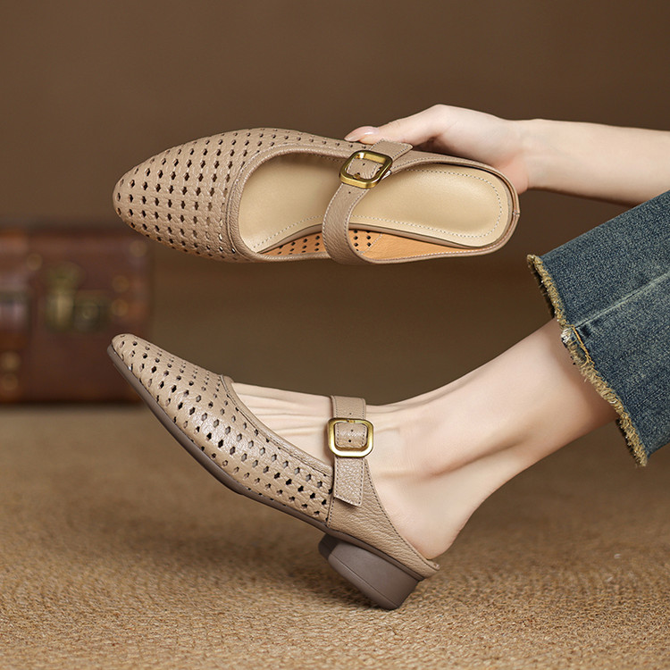 Women's Closed Toe Slippers with Chunky Heel - Style a.html