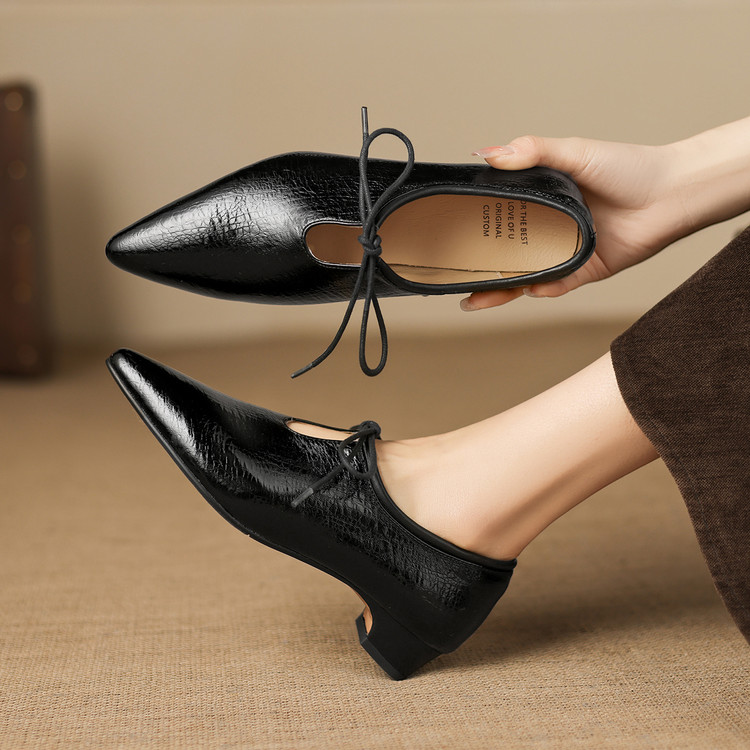 Women's Deep Mouth Pointed Toe Lace-Up Mid Heel Shoes