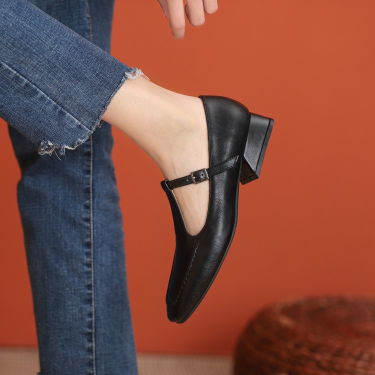 Women's Retro Flat Shoes PU Square Toe Buckle Strap Low Heel